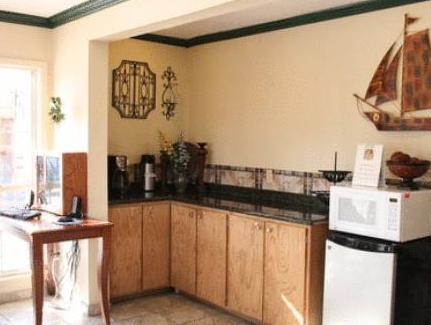 Days By Wyndham Downtown Hotel Albuquerque