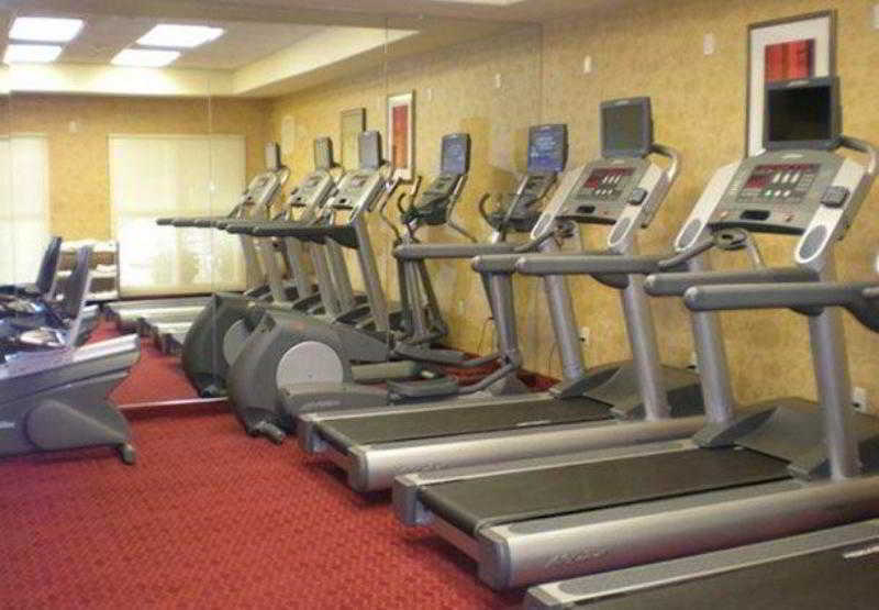 By Marriott Airport Hotel