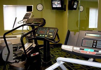 Hotel Fairfield & By Marriott Airport 3*