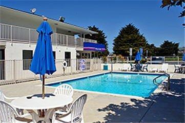 Hotel 6-albuquerque, Nm - Carlisle