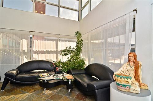 Motel Sandia Peak Old Town Abq, A Howard Johnson By Wyndham