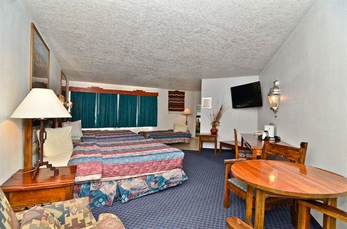 Sandia Peak Old Town Abq, A Howard Johnson By Wyndham Albuquerque