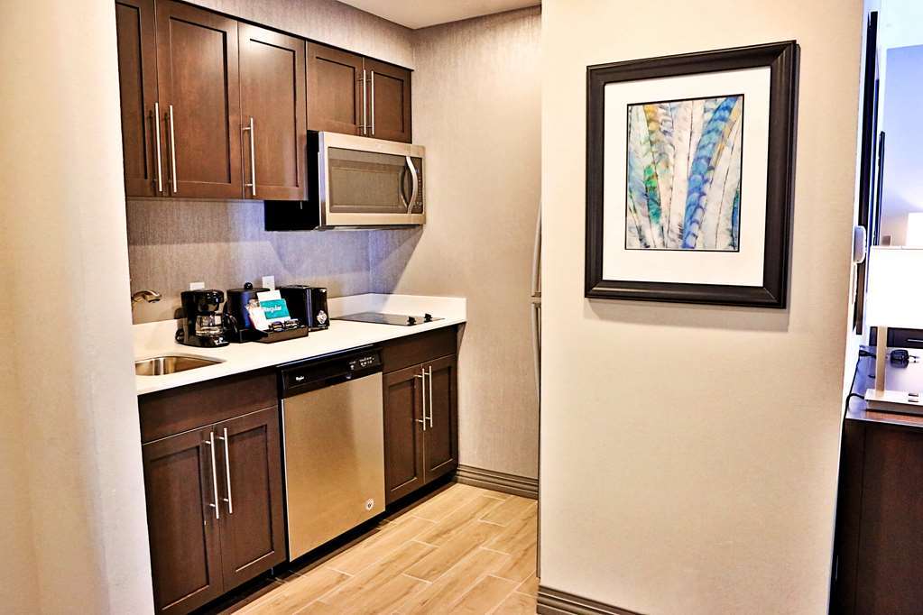 Homewood By Hilton Airport 3*