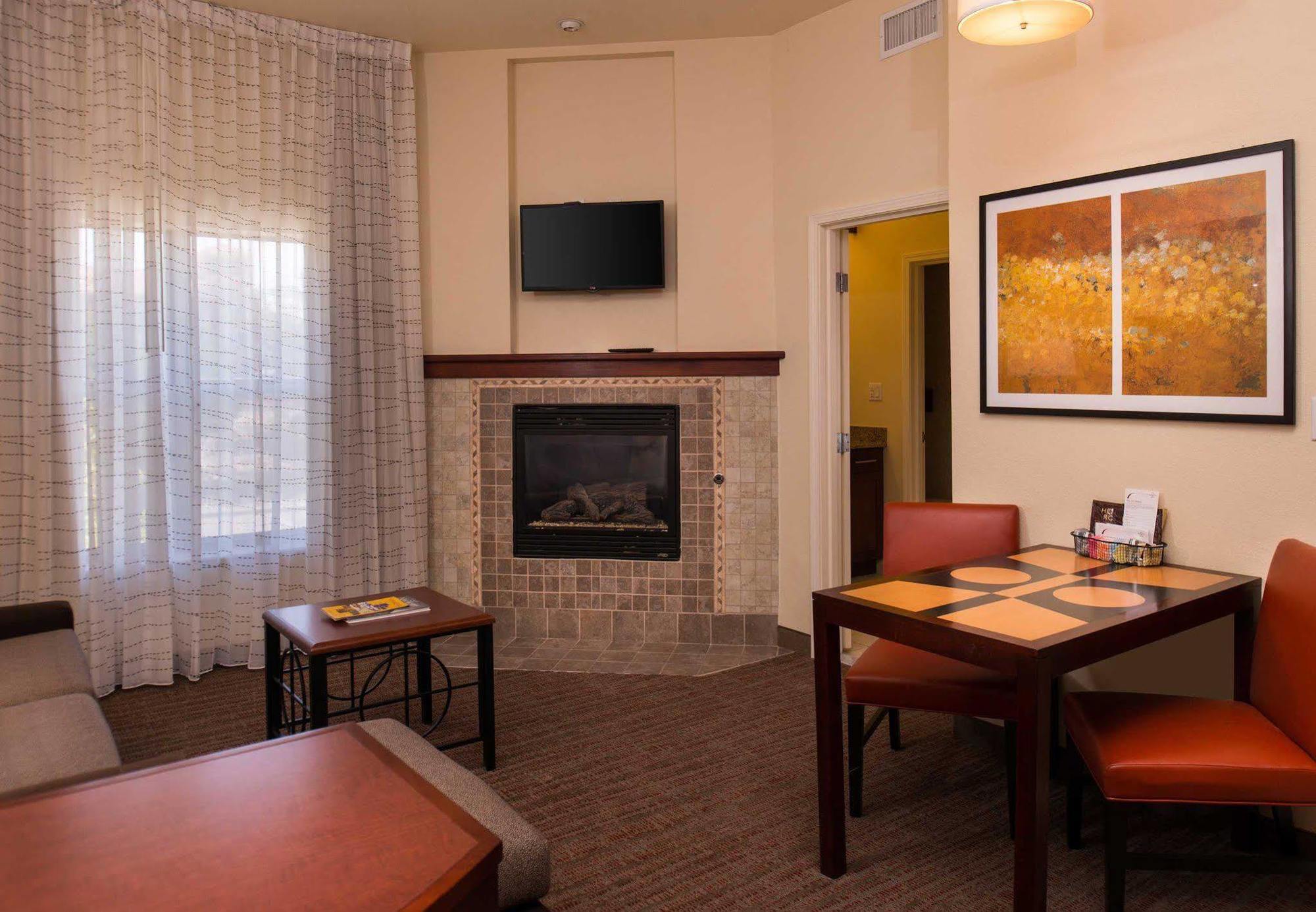 By Marriott Airport 3* Albuquerque