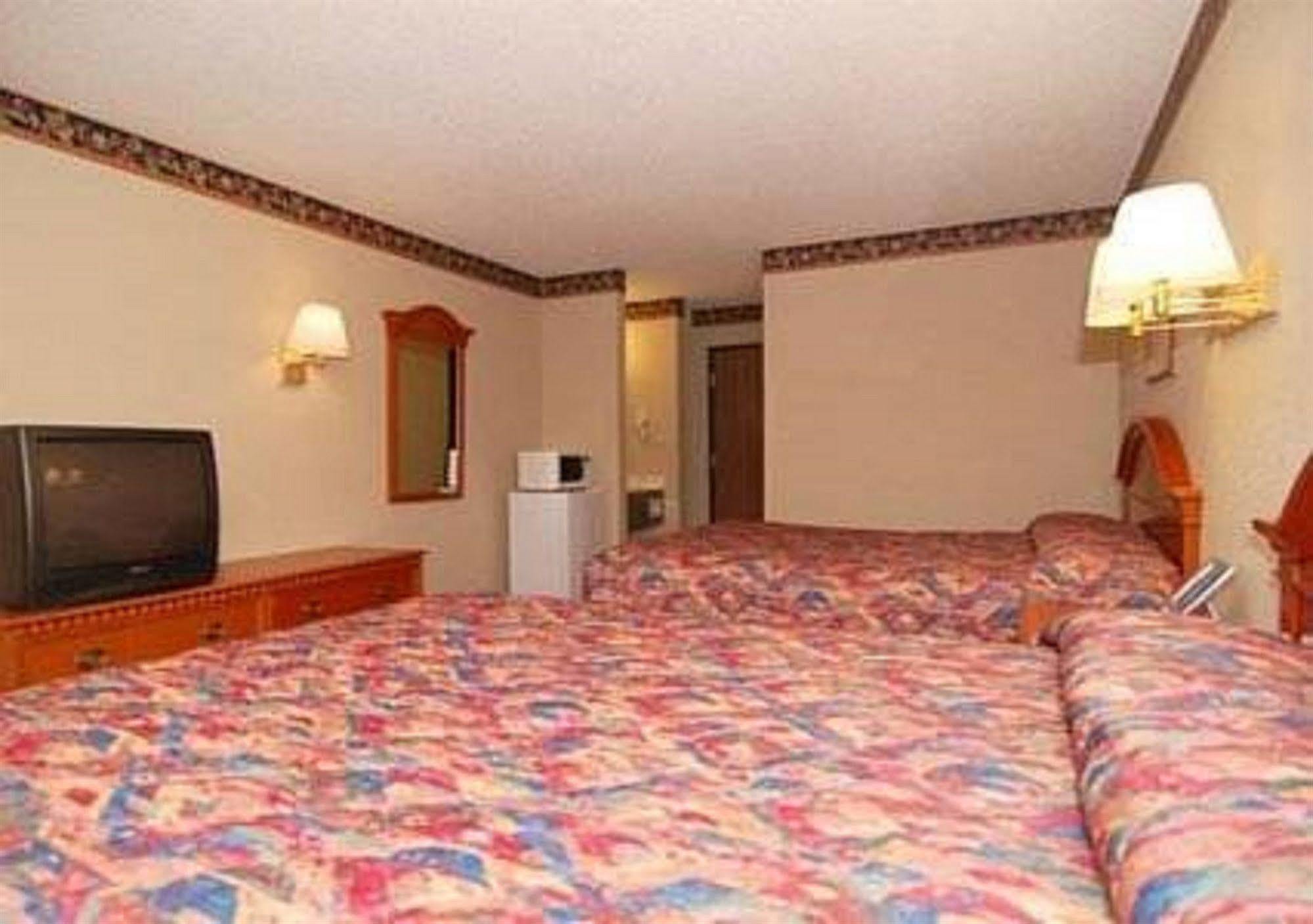 Hotel Rodeway East