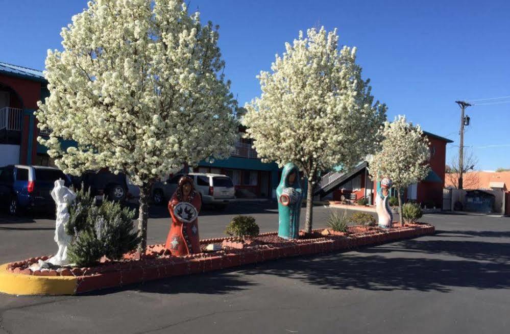 Sandia Peak Old Town Abq, A Howard Johnson By Wyndham