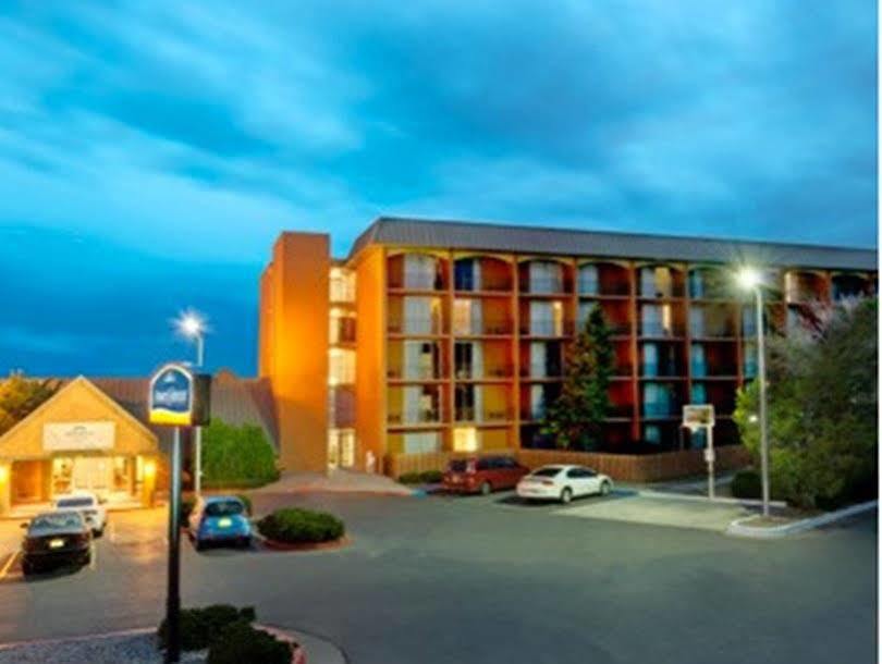 505 Hotel 2*