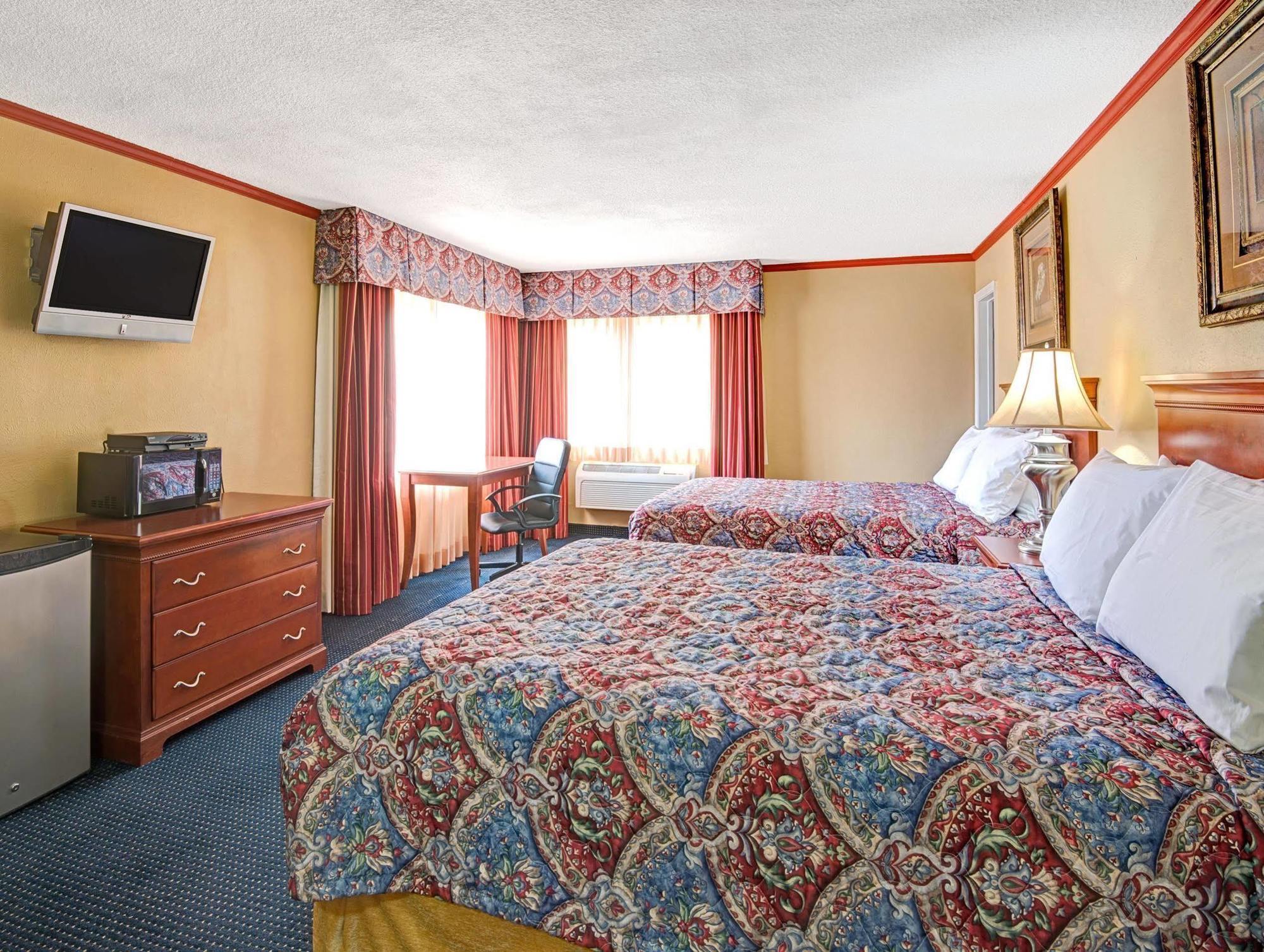 Days By Wyndham Downtown Albuquerque