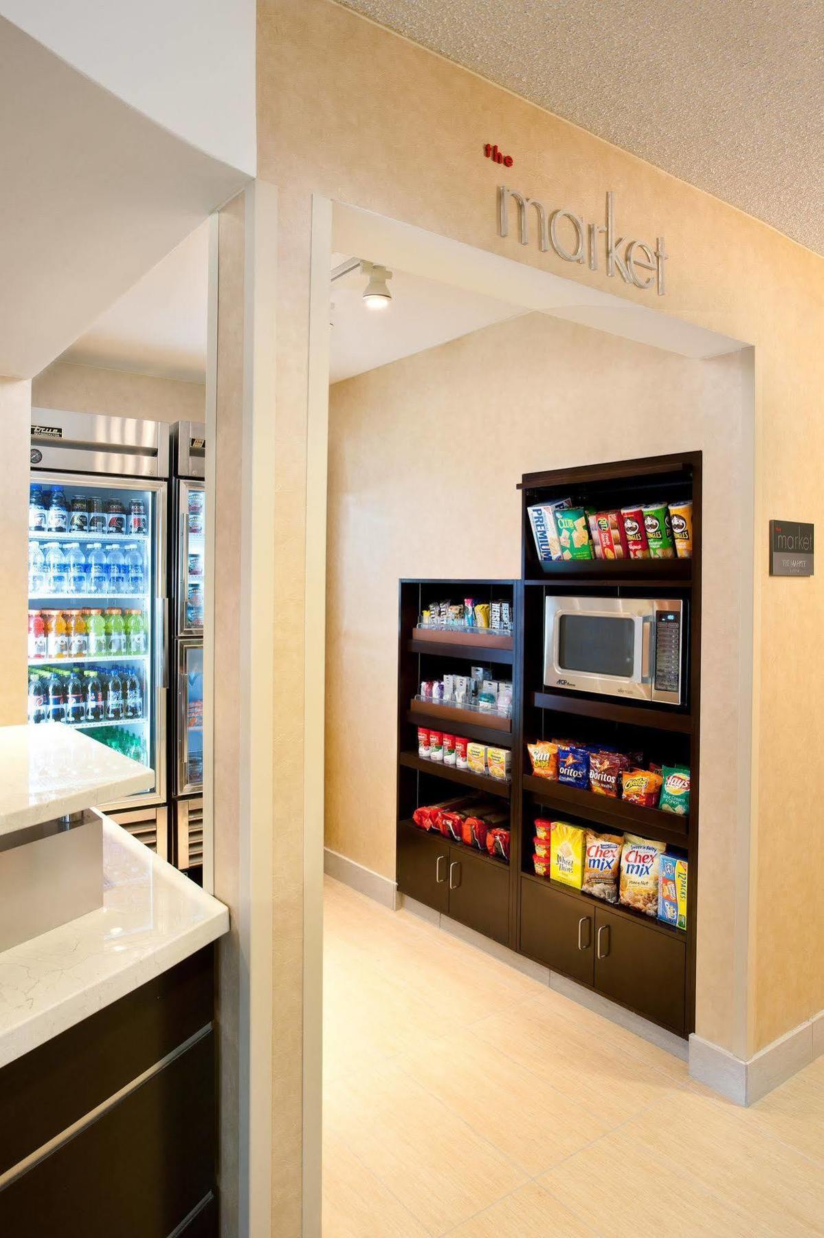 Sonesta Es Hotel