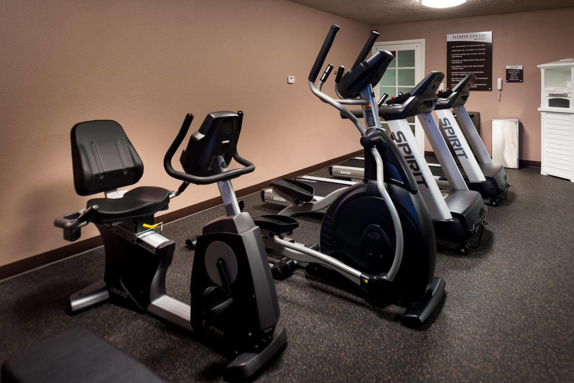 Western Airport Innsuites & Hotel