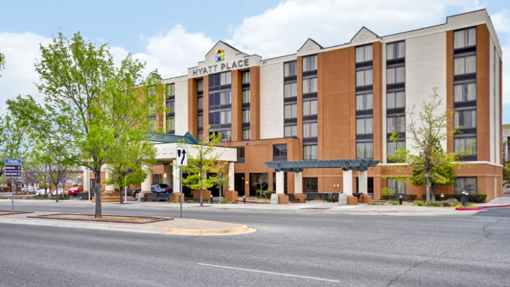 Hyatt Place Uptown Hotel