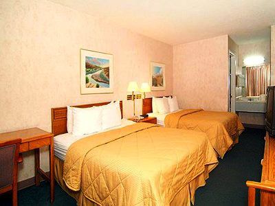 Hotel Rodeway East