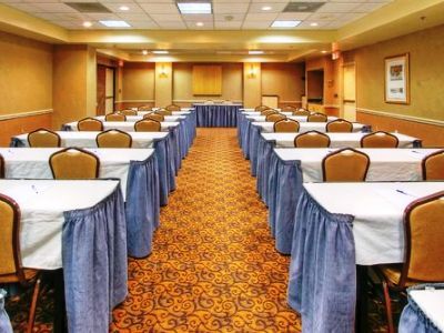 Express & Midtown By Ihg