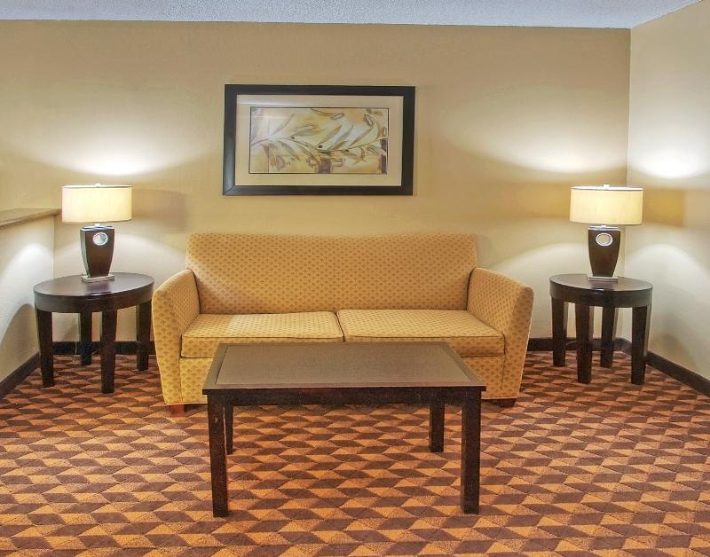Express & Midtown By Ihg