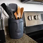 Pet Friendly! Private Retreat In Nob Hill
