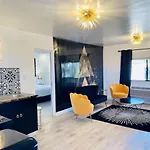 Hotel Zazz
