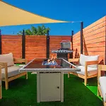 Casa Urbana-2Bd-2Bth-Hot Tub-Pet Friendly-No Pet Fees!
