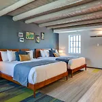 El Vado Motel