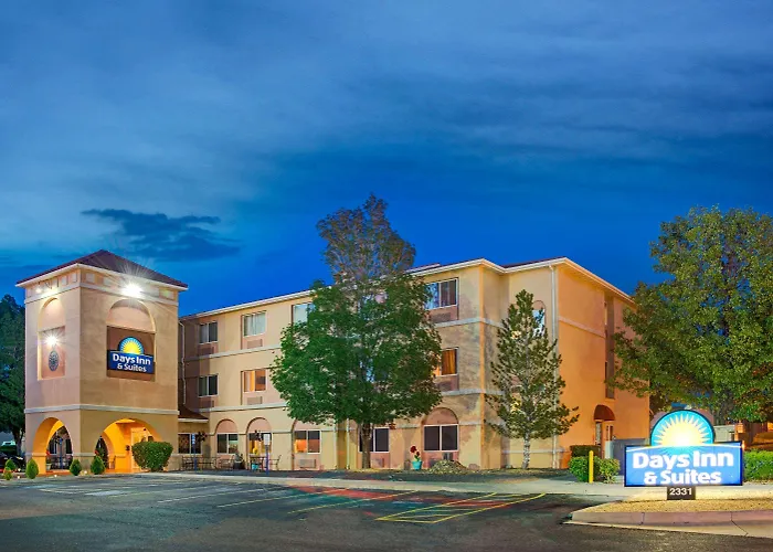 Days Inn & Suites By Wyndham Airport Albuquerque
