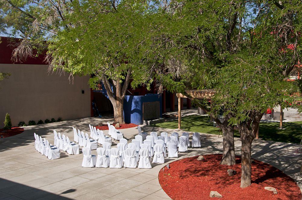 Wyndham & Conference Center Albuquerque