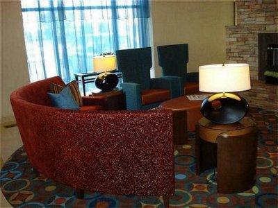 Express & - North Balloon Fiesta Park By Ihg Hotel 2*