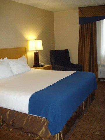 Hotel Express & - North Balloon Fiesta Park By Ihg 2*
