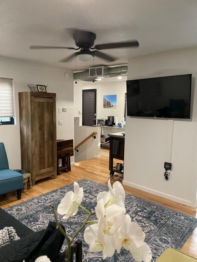 The Upper At Casa1022 Compound Apartment Albuquerque