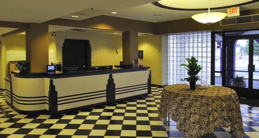 The Blue Hotel 3*