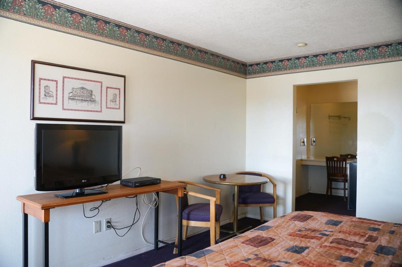 Downtown Inn