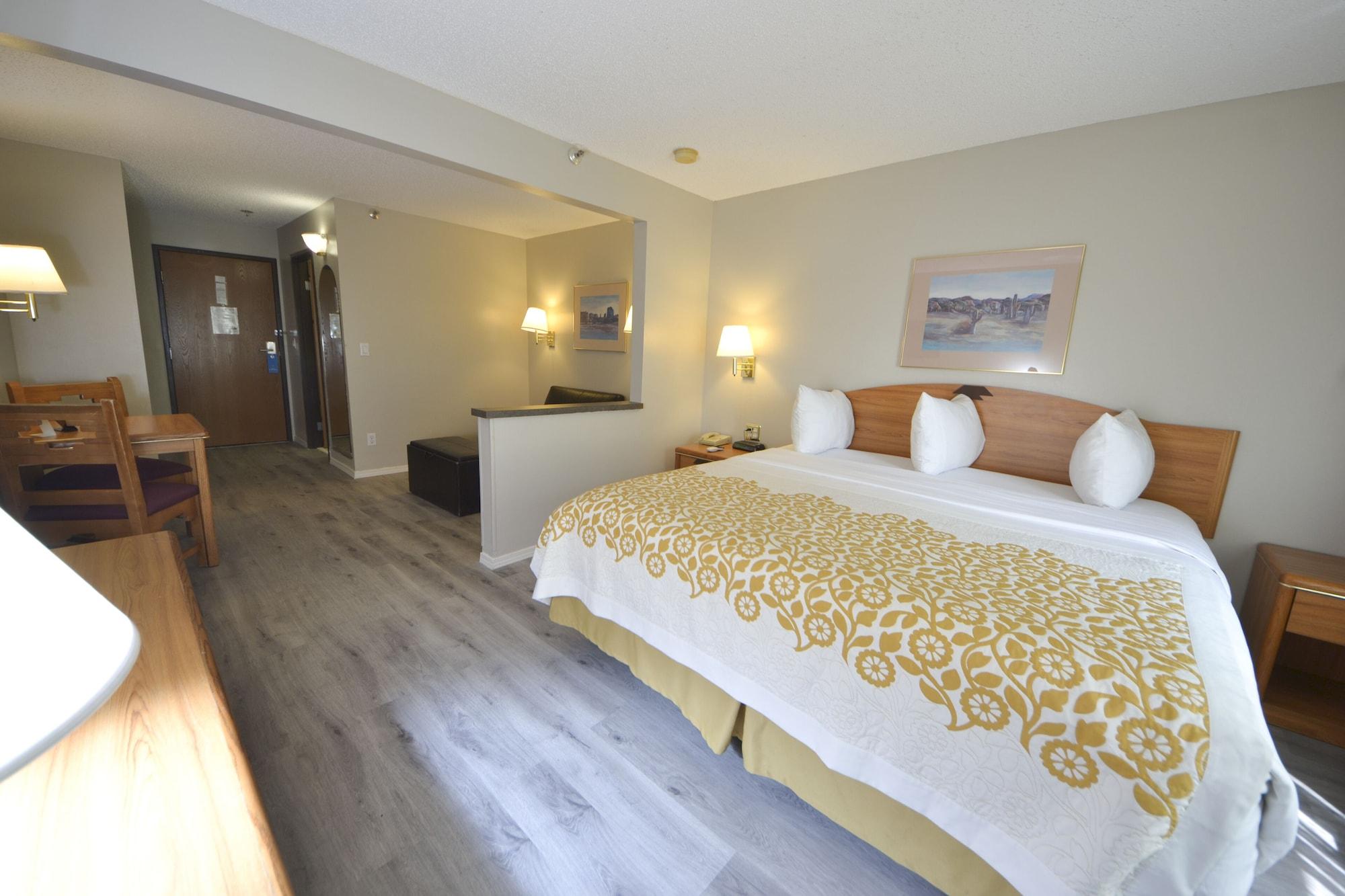 Hotel Days & By Wyndham Airport 2*