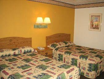 Knights East Hotel