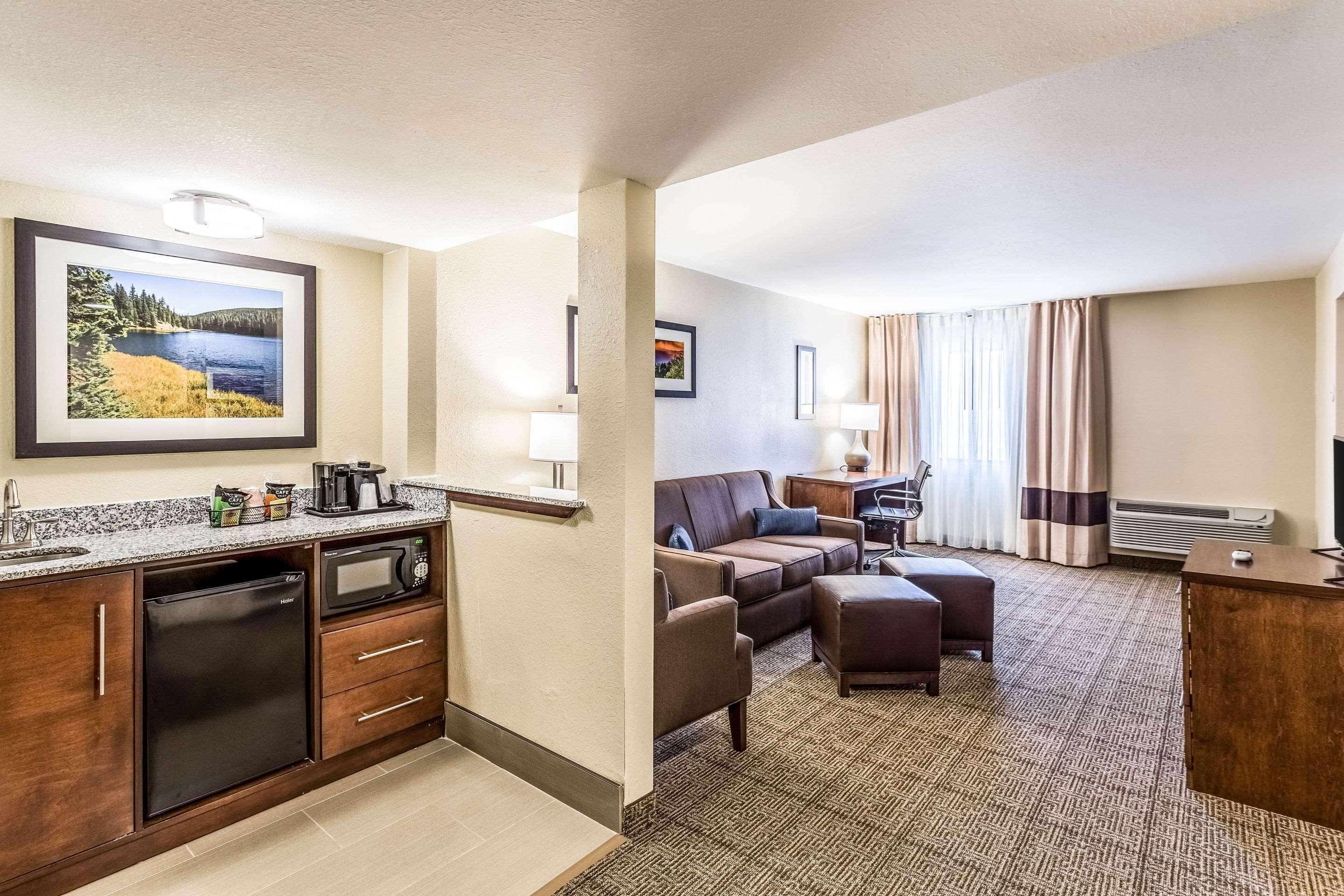 Comfort & Downtown 2*