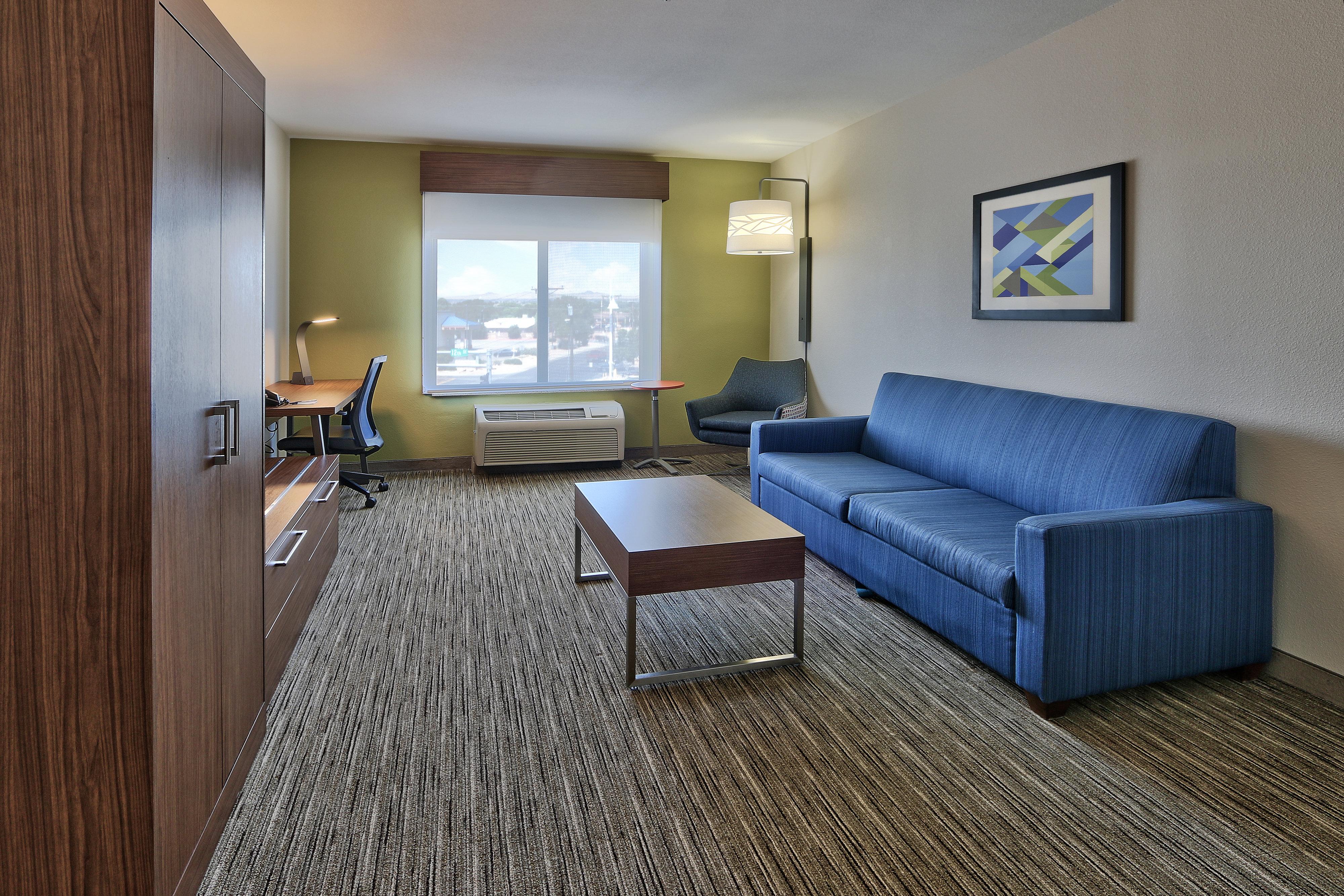Hotel Express & Historic Old Town By Ihg