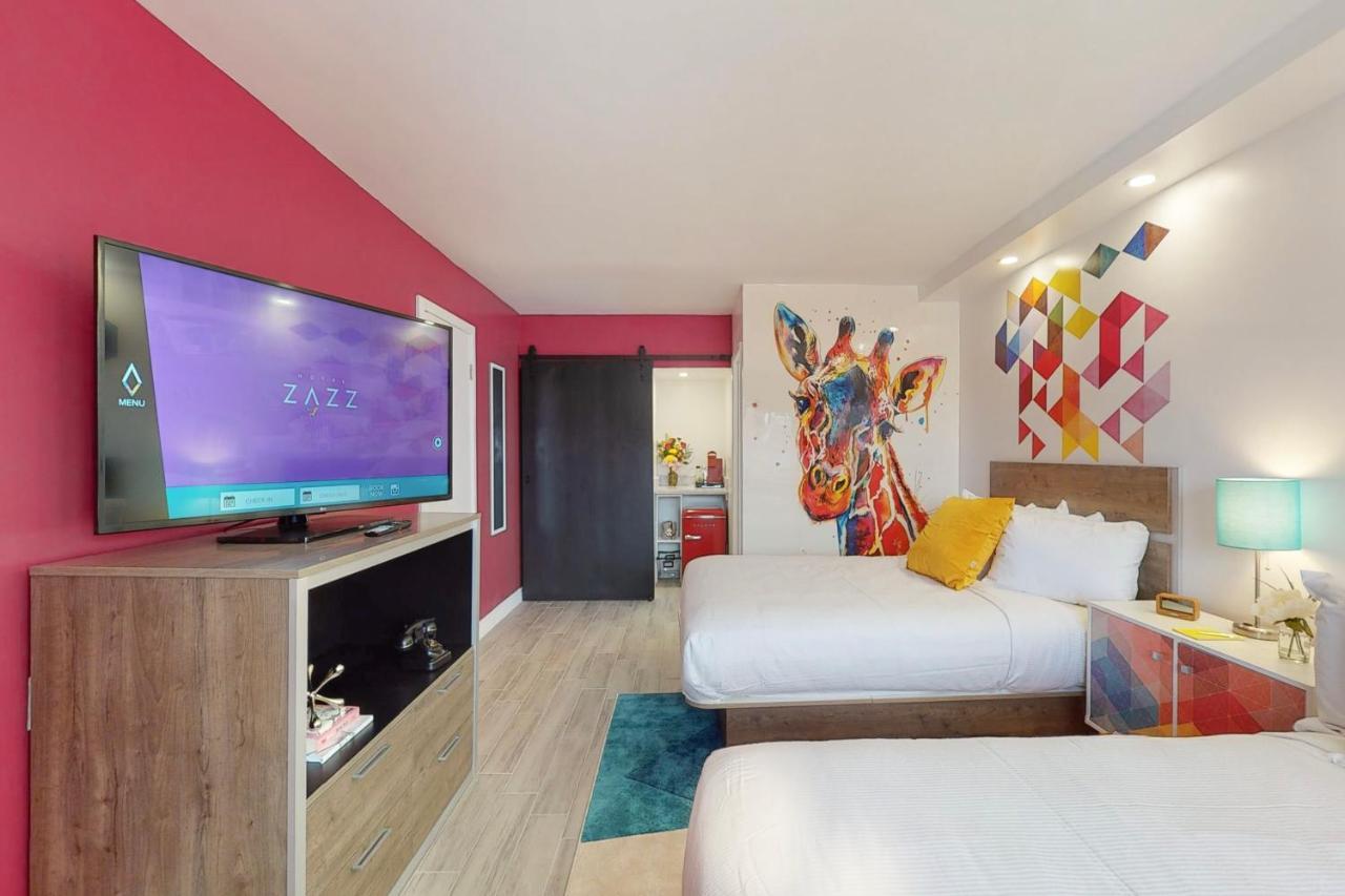 Zazz Hotel