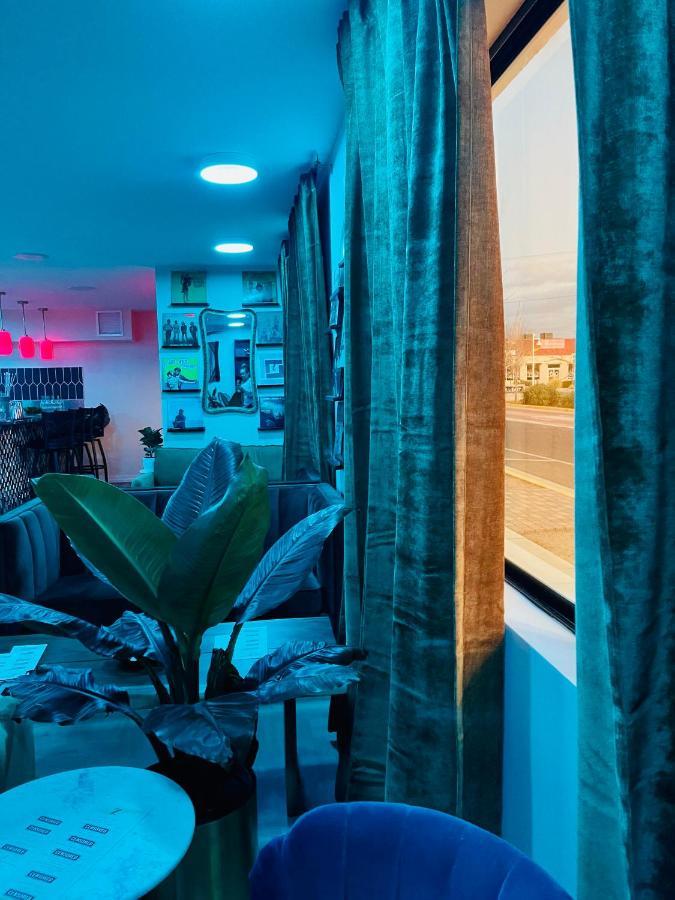 Zazz Hotel