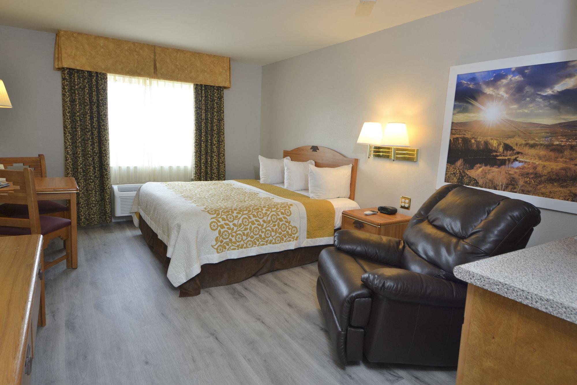 Hotel Days & By Wyndham Airport Albuquerque