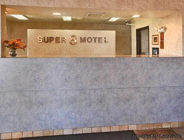 Super 8 Albuquerque/midtown 2*