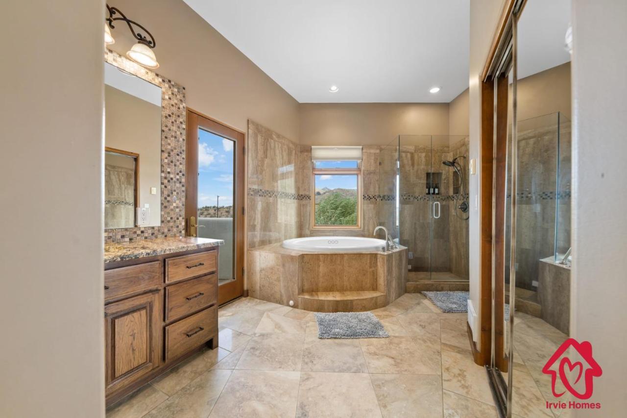 Elena's Sandia Sanctuary - An Irvie Holiday home Albuquerque