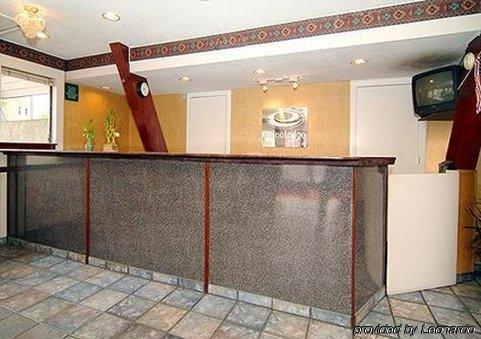 Super 8 By Wyndham Downtown Albuquerque