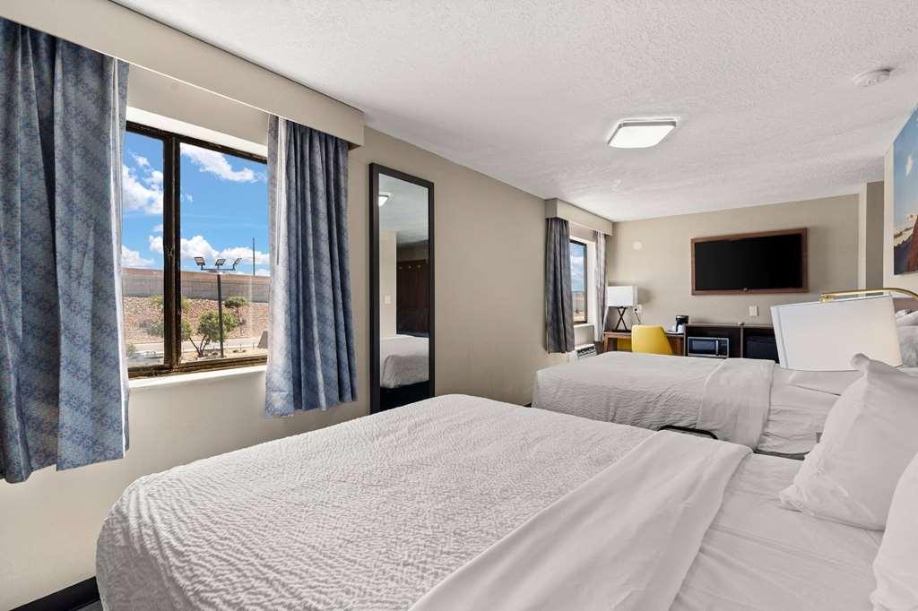 Days I-25 Hotel *