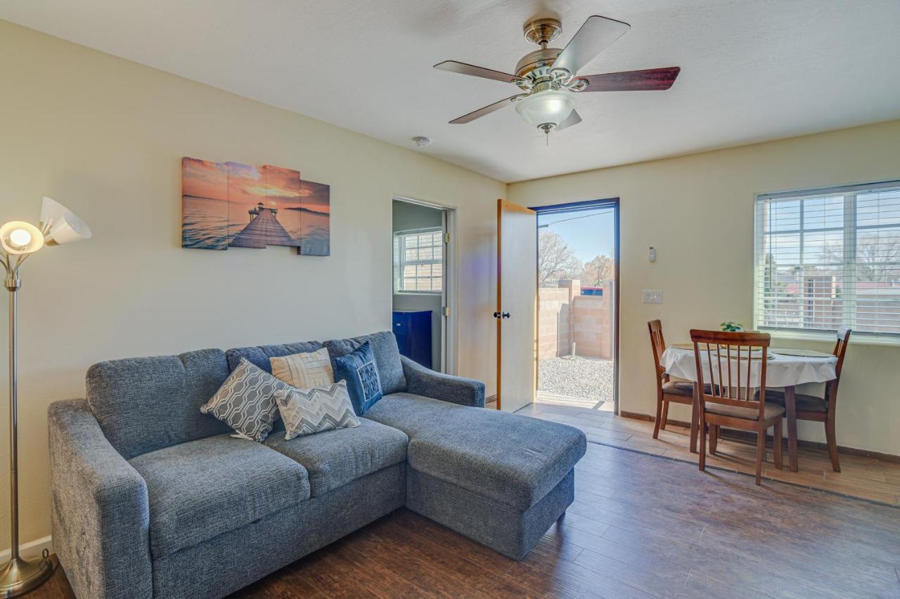 Holiday home Sunlit Retreat 3 Mi To Old Town!
