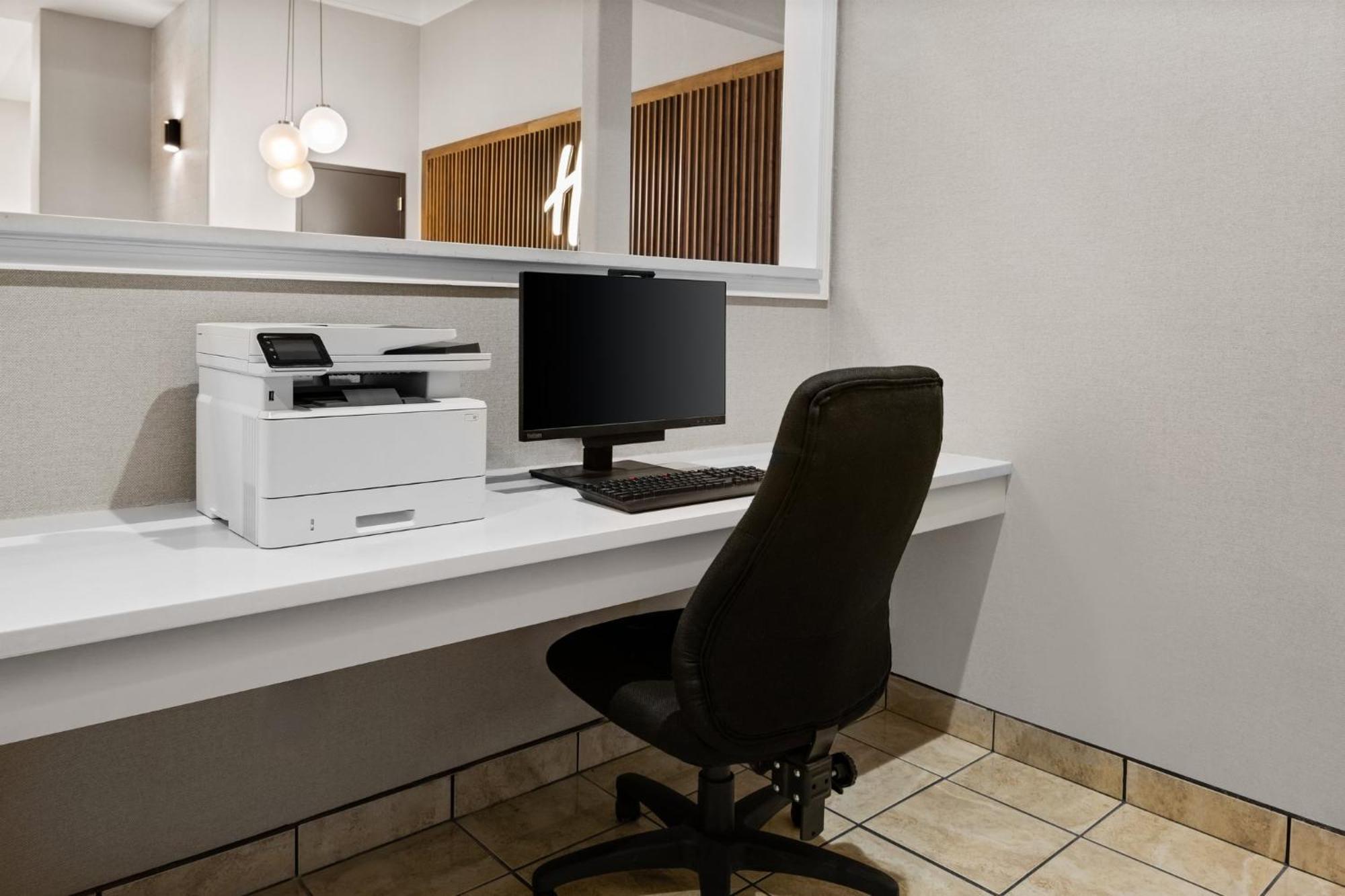 & Airport By Ihg Albuquerque