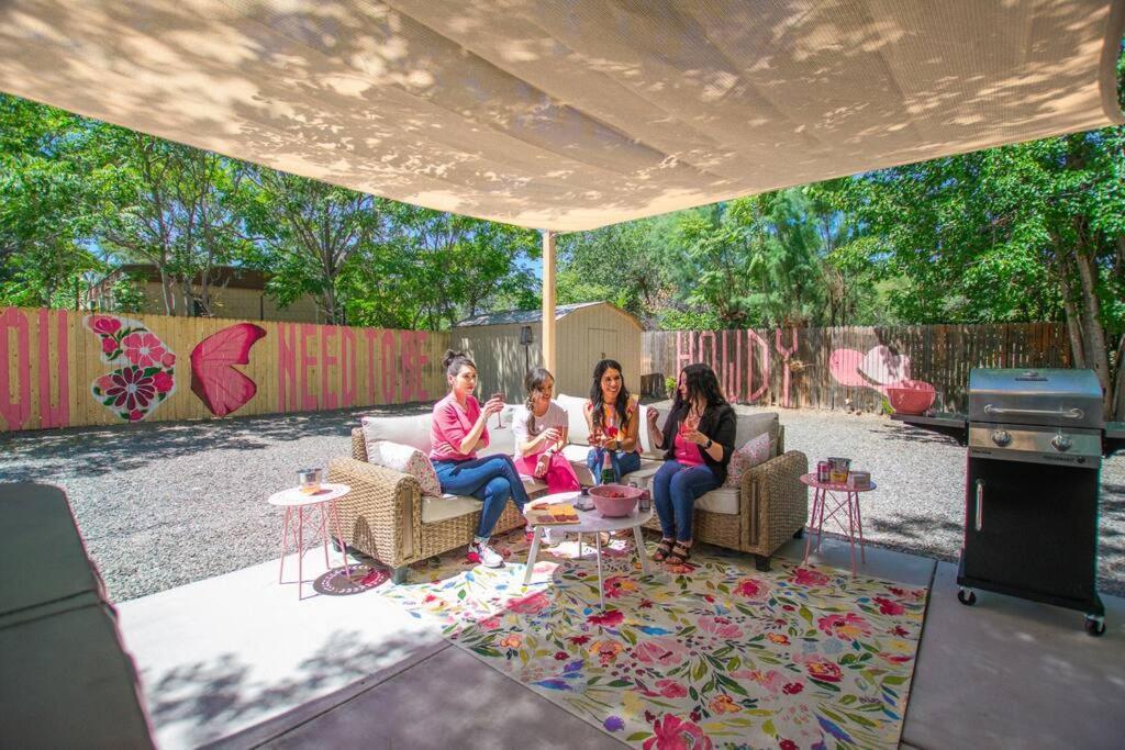 50 Shades Of Pink-hot Tub! *