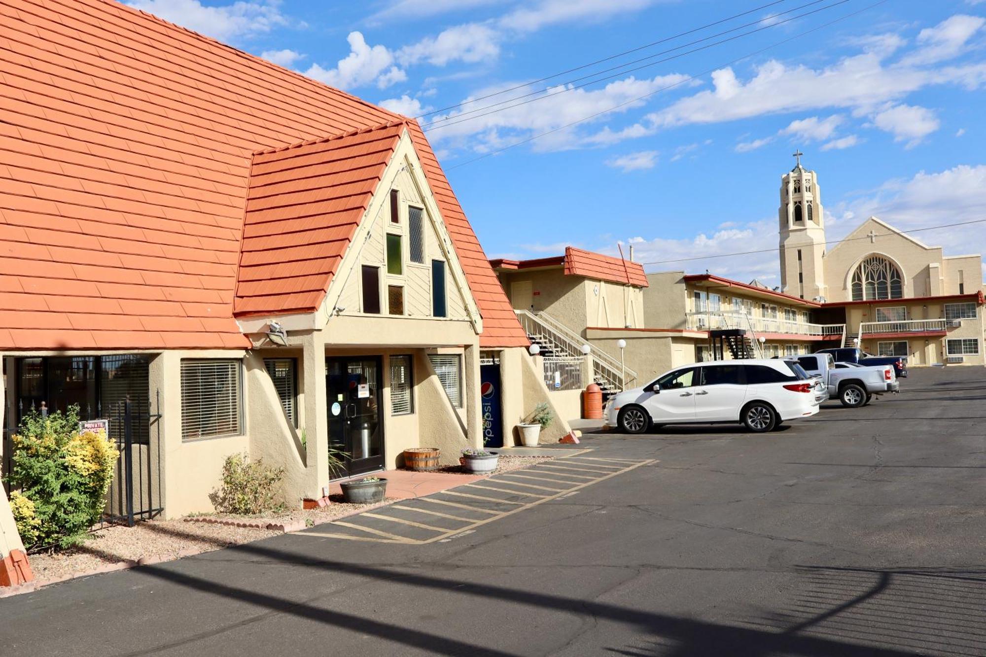 Super 8 By Wyndham Downtown 2* Albuquerque