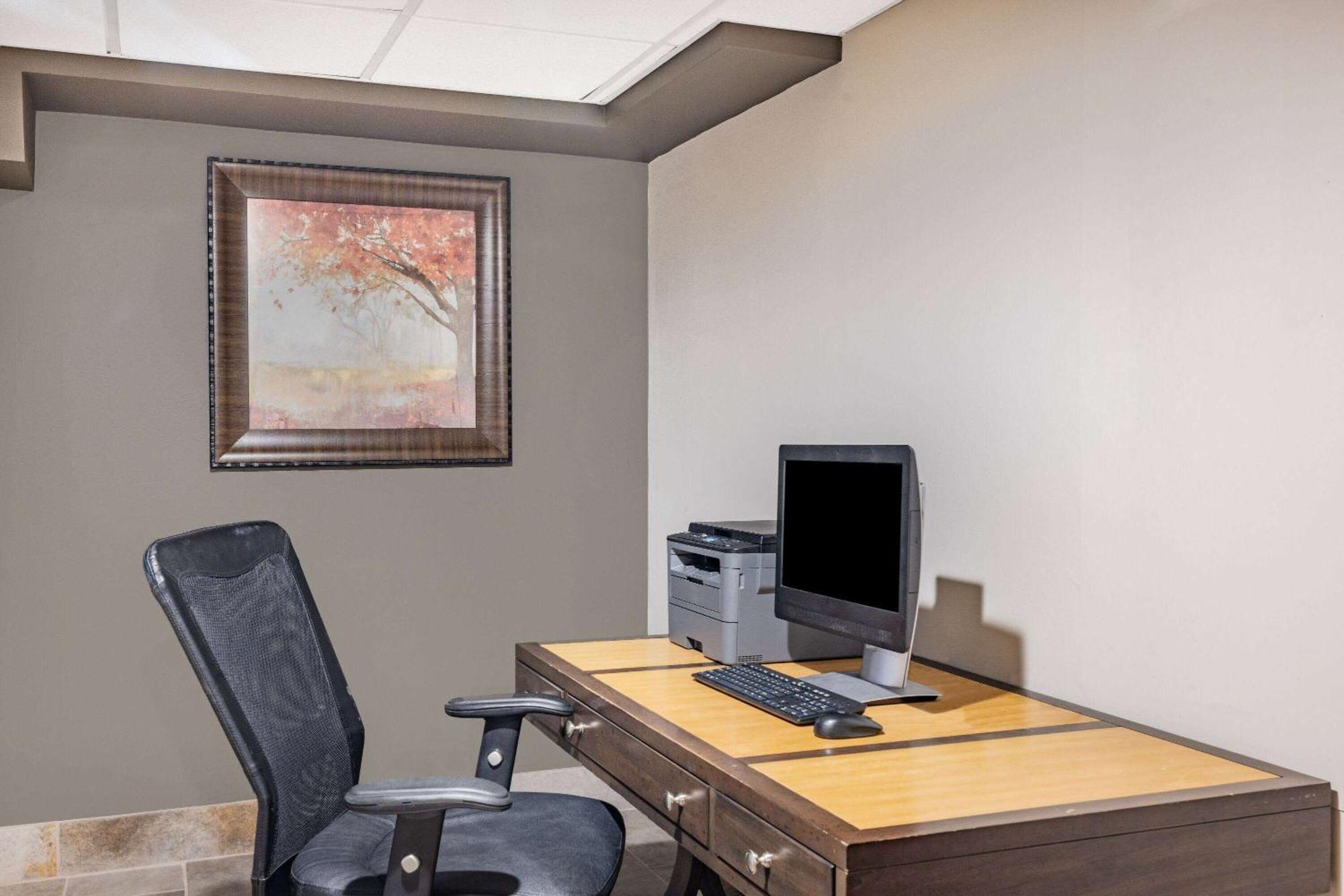 Hotel Comfort & Downtown 2*