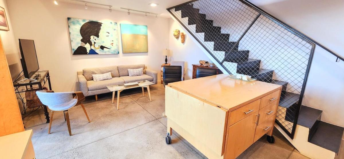 Elegant Townhome In Heart Of Down Town * Albuquerque