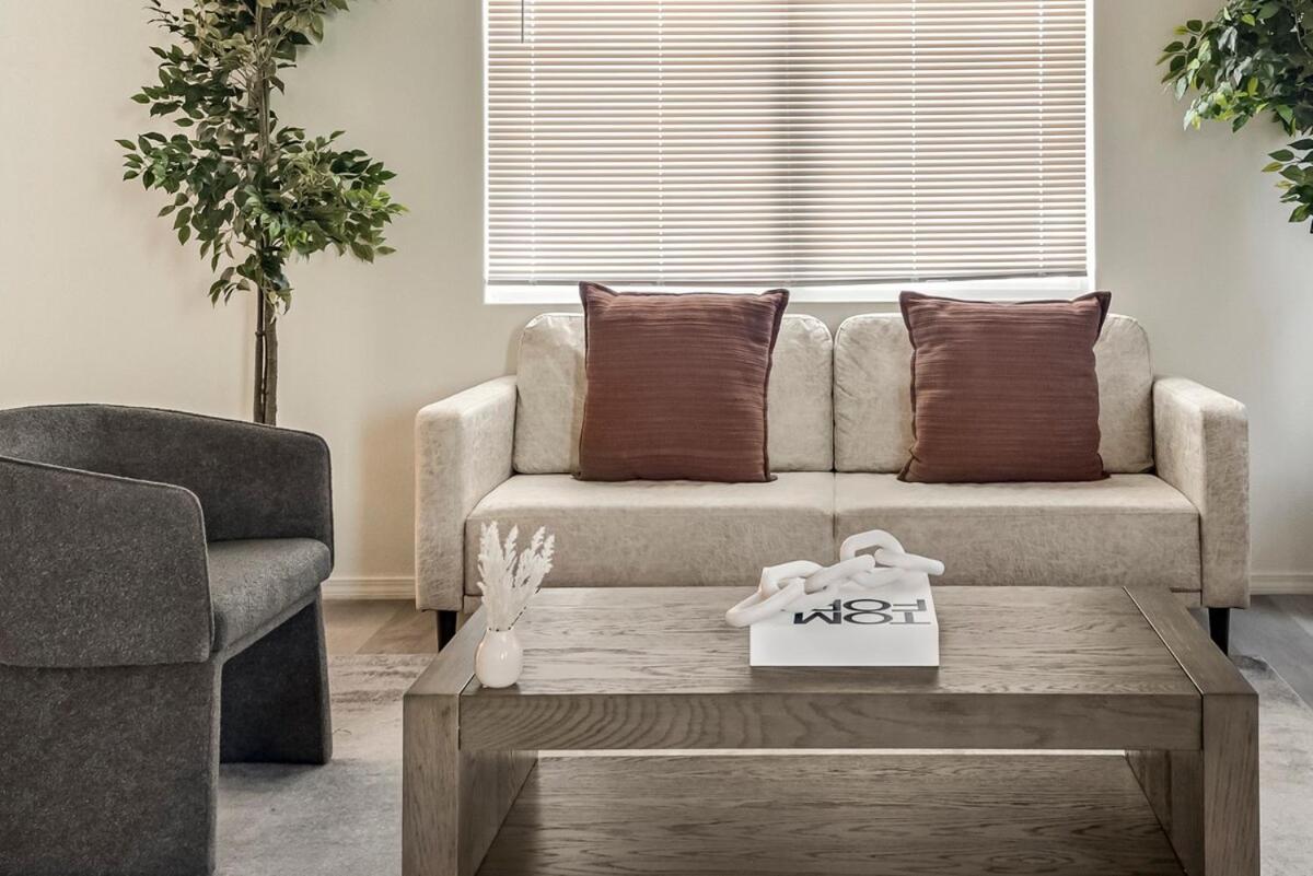 Modern 3br Next To Airport & Netflix Holiday home Albuquerque