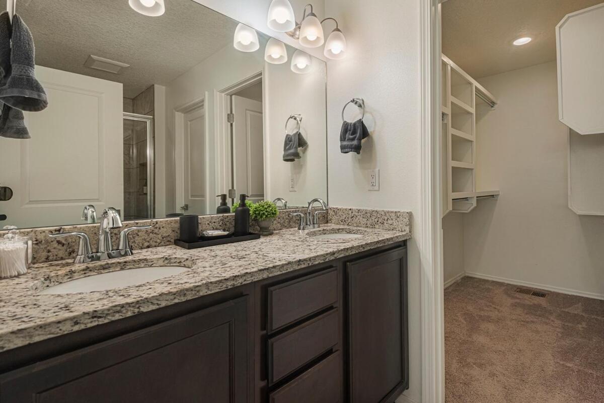 Holiday home Modern 3br Next To Airport & Netflix Albuquerque