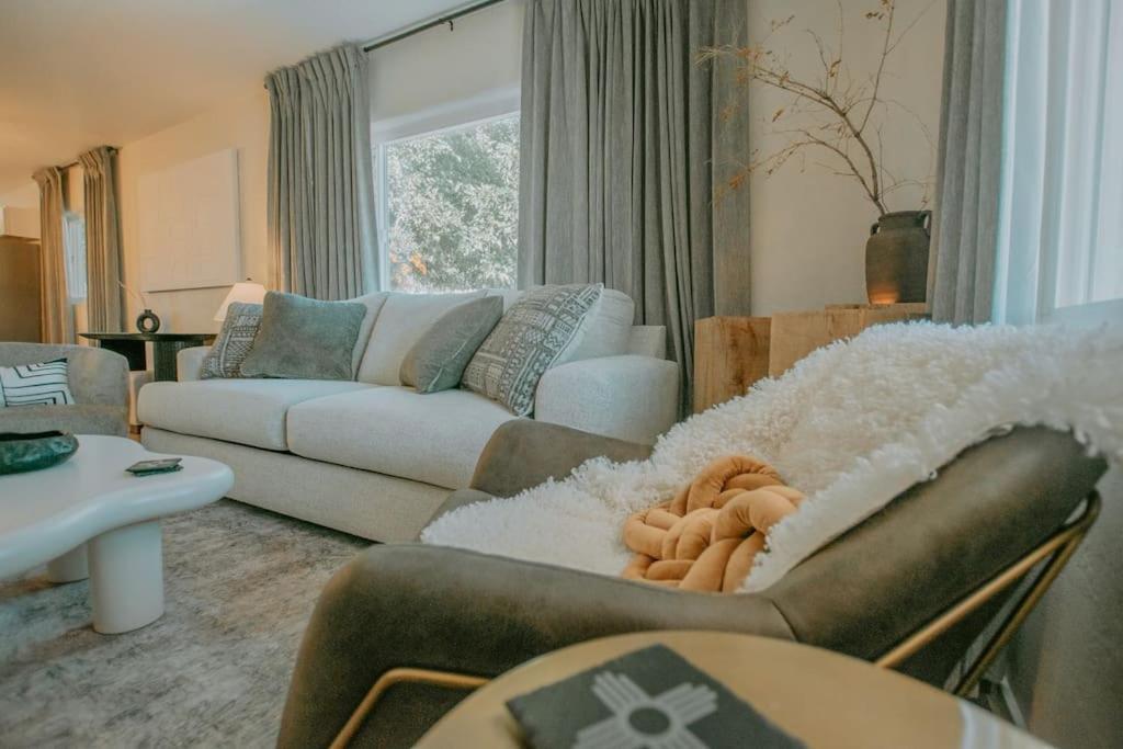 Holiday home Casa Urbana-2bd-2bth-hot Tub-pet Friendly-no Pet Fees! Albuquerque