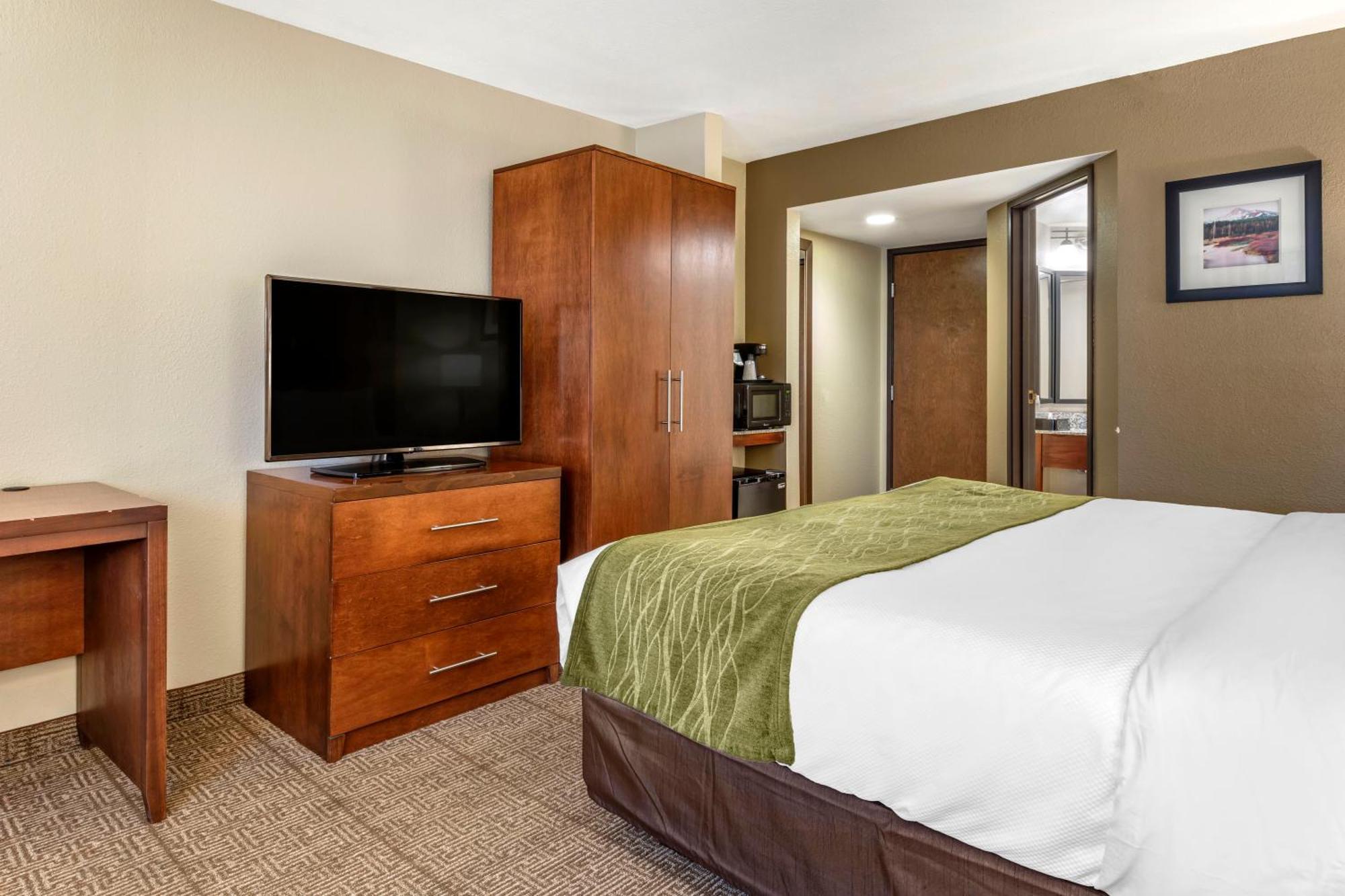 Comfort & Downtown 2*